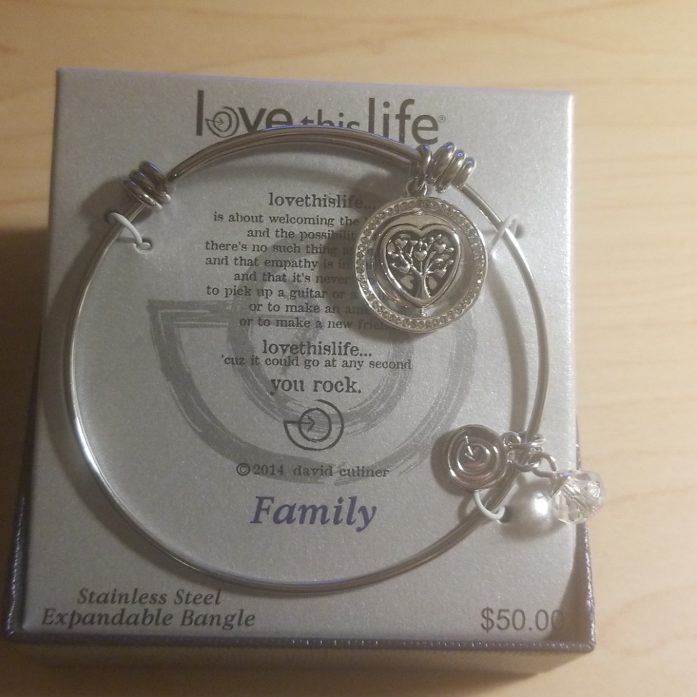 Love this life family bangle bracelet